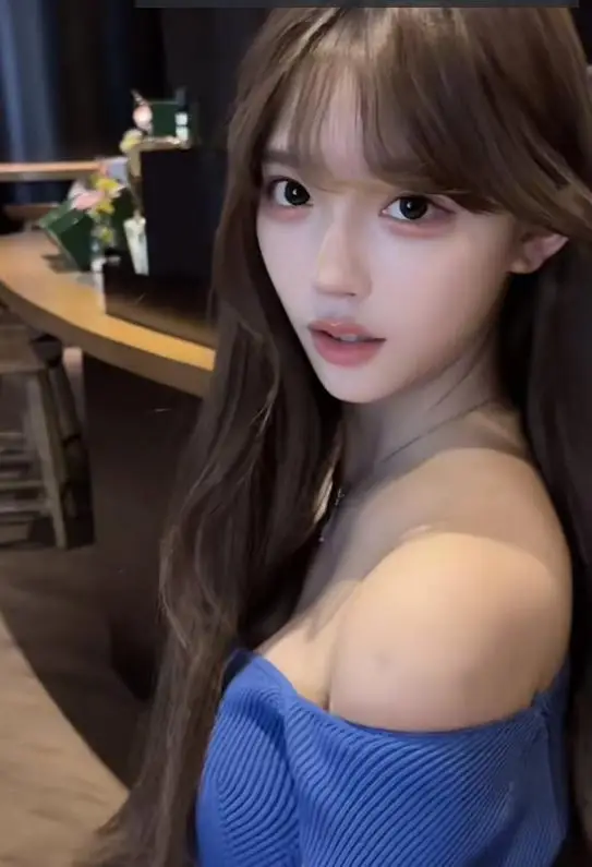 美颜滤镜撕下来_抖音网红红毯见光死_抖音网红美女黑料在线播放,