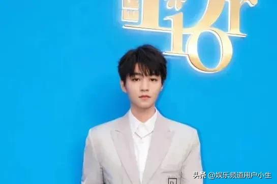 王俊凯杨幂广告撤下真相_杨幂王俊凯今日吃瓜51,_杨幂王俊凯绯闻